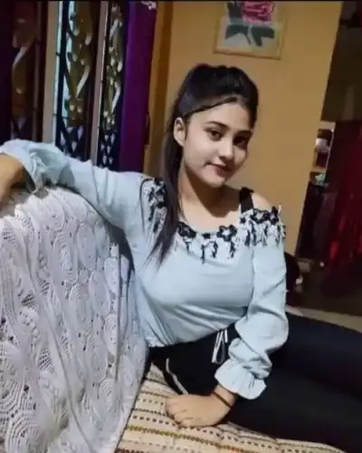 Escorts Service In Kathumar
